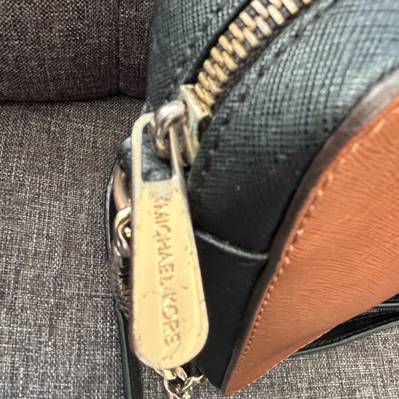 MICHAEL KORS Crossbody purse - Picture 5 of 7